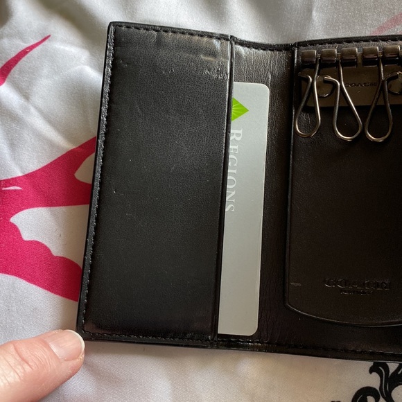 Coach Keyholder - Picture 8 of 13